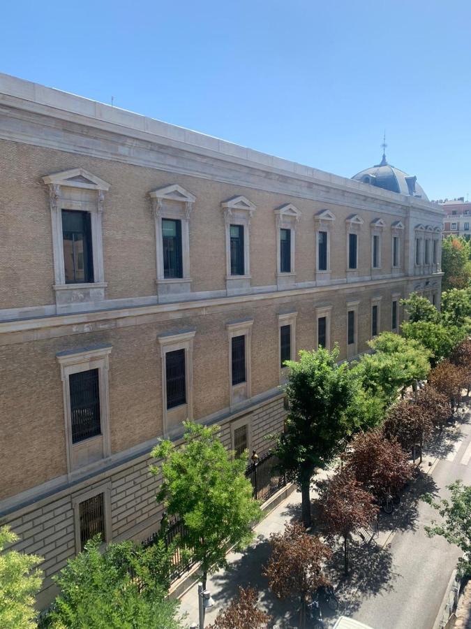Luxury Studio Retiro Park & Prado Museum マドリード エクステリア 写真